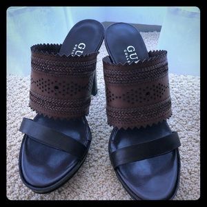 GUESS Collection Sandals